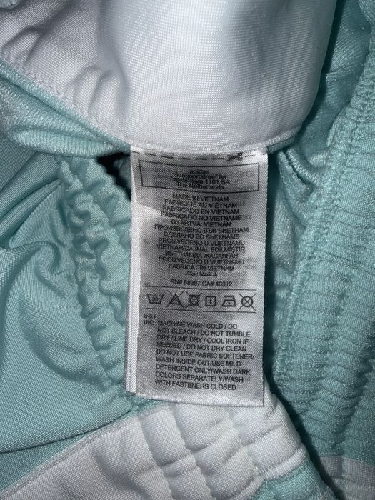 Adidas Adibreak pantaloni chick design culoare mint