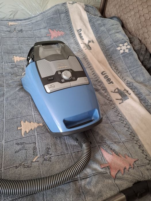 Прахосмукачка Miele - 50€