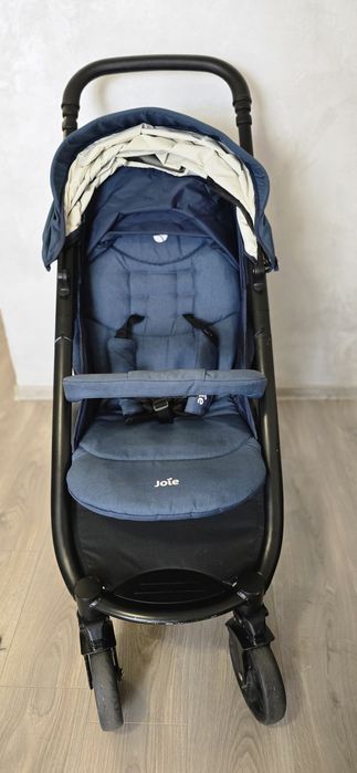 Carucior copii Joie litetrax 4DLX