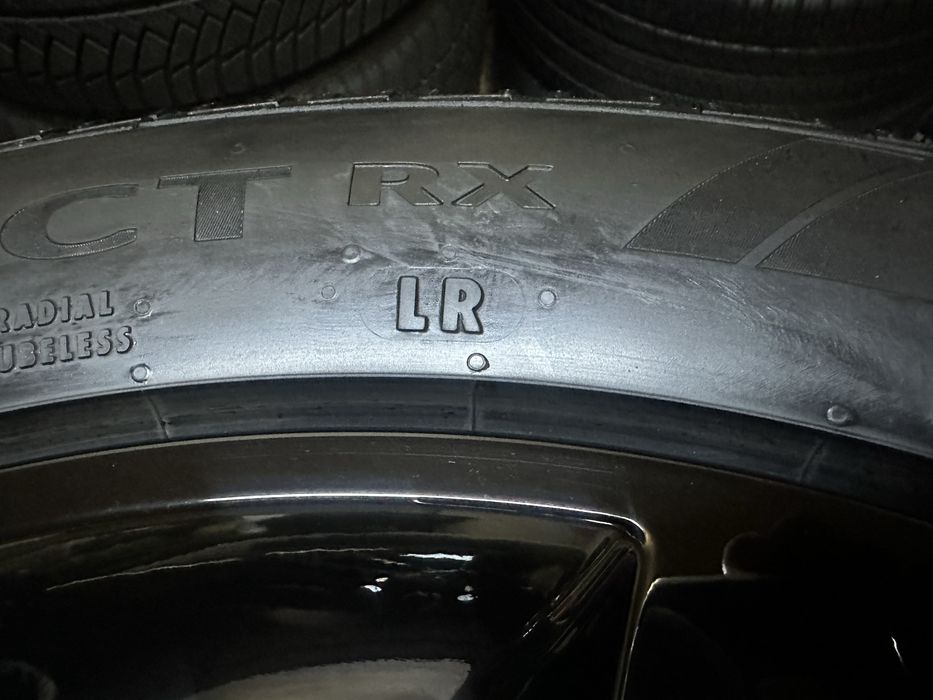 Jante Originale Land Rover DEFENDER pe 22 cu anv. vara !