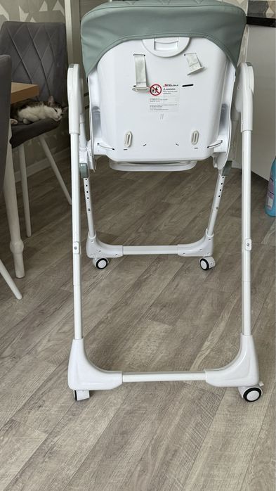 Детский стул для кормления