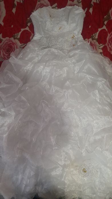 Продам свадебное платье