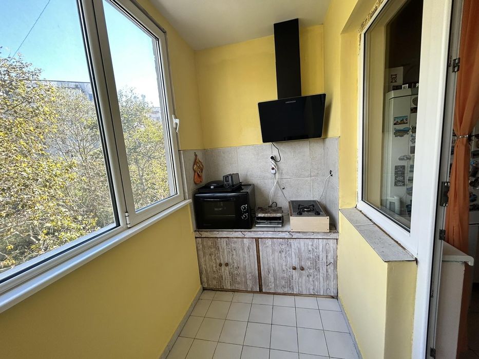 Продава се Четиристаен апартамент в Варна, Окръжна болница - 99 кв.м за 2021 €/кв.м - Снимка #6