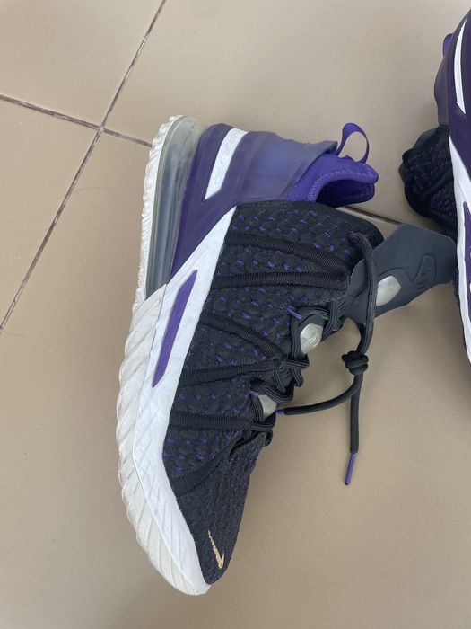 Nike LeBron 18 Lakers 41 260mm