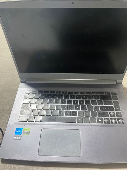 Laptop Gaming MSI thin