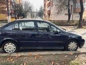 Vand Opel Astra 1.4 din 2004 benzina