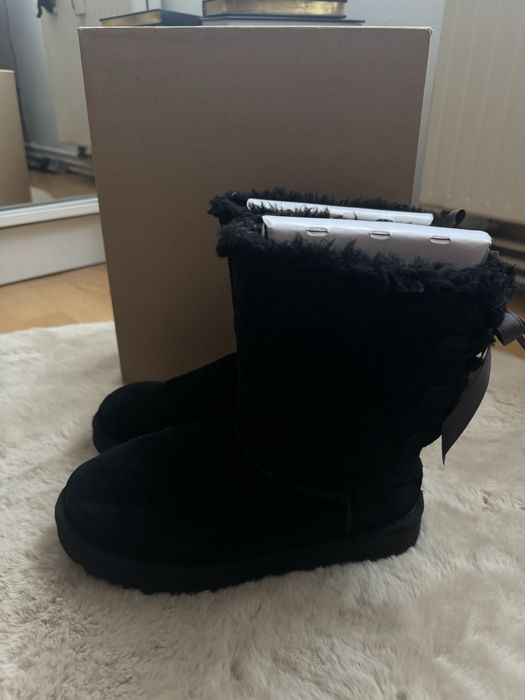 Cizme UGG Bow Black