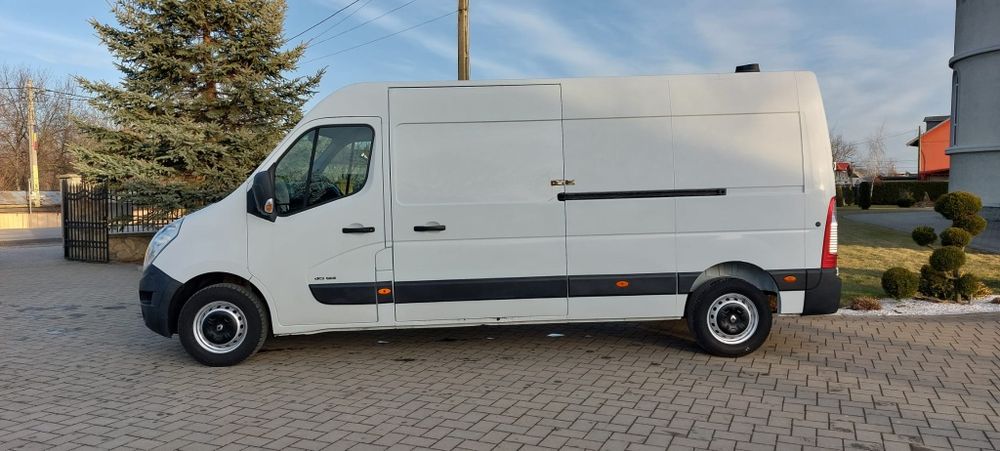 Renault Master din 2014 motor 2.3 diesel Manual Volan pe dreapta