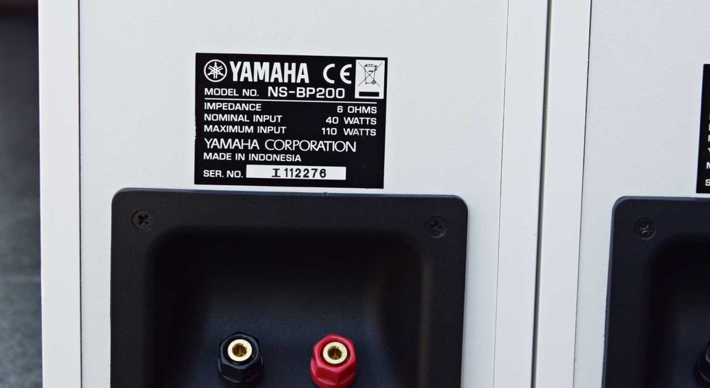 Boxe Yamaha NS-BP 200