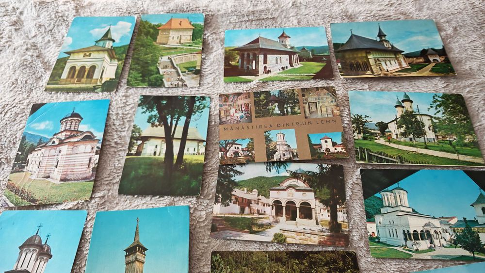 lot 18 cărți postale : Mănăstiri din România, circulate și necirculate