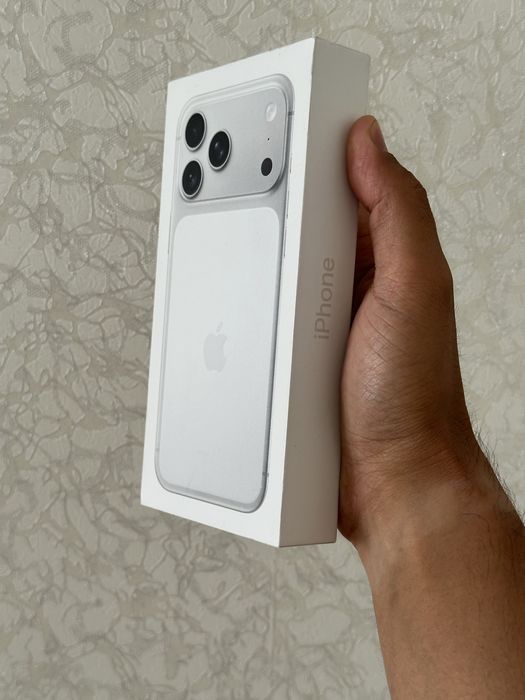  iPhone 17pro max 5G 256gb 4J/A e-sim silver новый запечатанный!