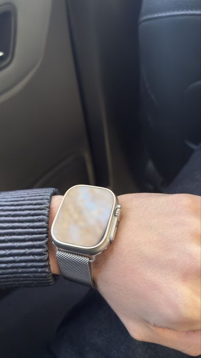Apple Watch 8 Ultra 2