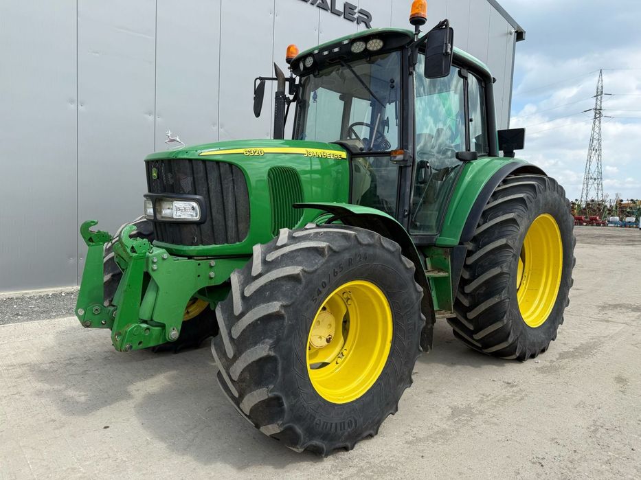 John Deere 6320 Tractor John Deere 6320 Tractor