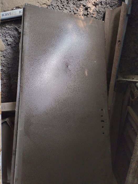 Двери металлические