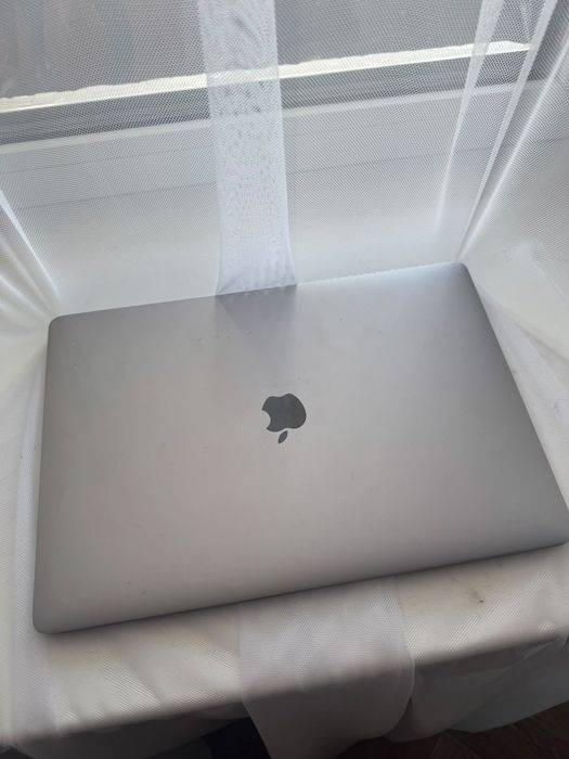 Продам MakBook Pro 2018