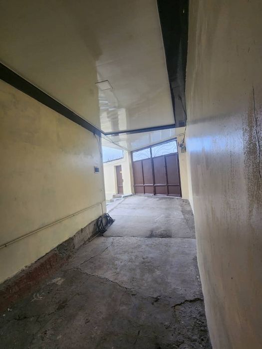 Yangiyo'l shahar 5 xonali uy sotilada 4.8 sotix