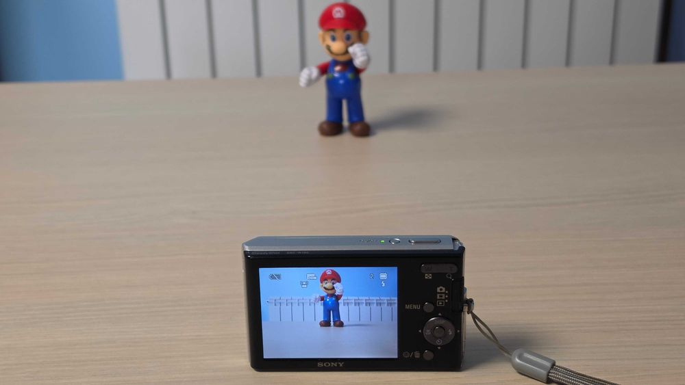 Sony Cyber-shot DSC-W180