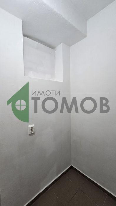 Едностаен апартамент с кухня в Централната градска част