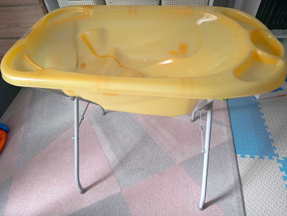 Cădiță ergonomică cu suport