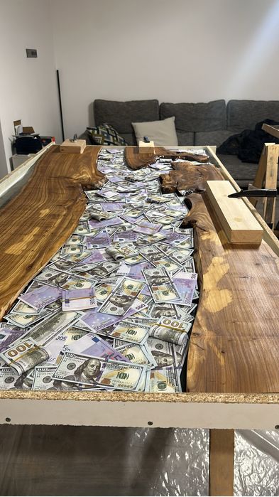 Столы с эпоксидной смолой, карагач