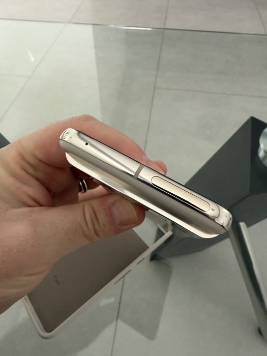 Google Pixel 8 Pro porcelain 256GB / 12GB RAM • ca NOU • neverlocked