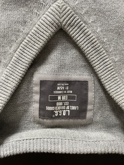 Vestuta bumbac gri in conditii foarte bune