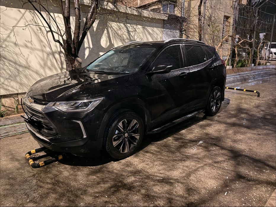 Tracker2 sotiladi toza