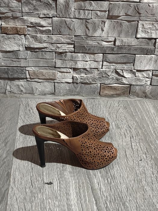 Женские туфли Vince Camuto