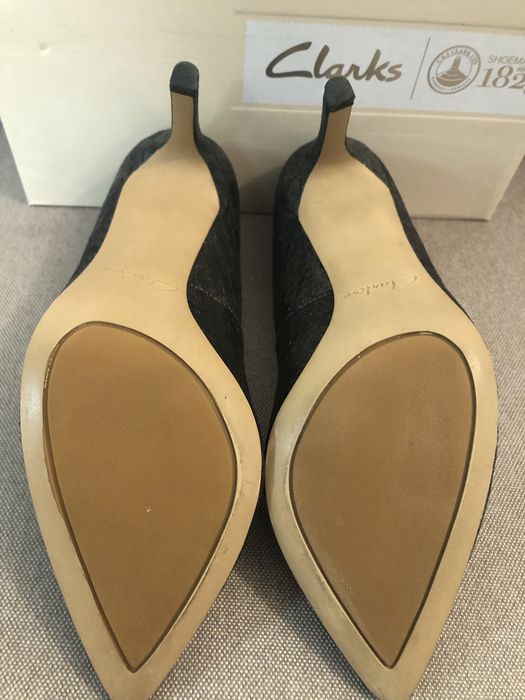 Дамски обувки clarks
