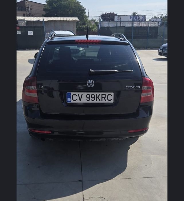 SKODA Octavia 2010 — imagine 3