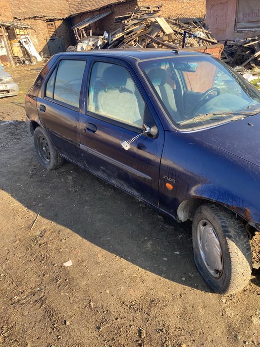 Fort fiesti 2br само на части сичко е налично