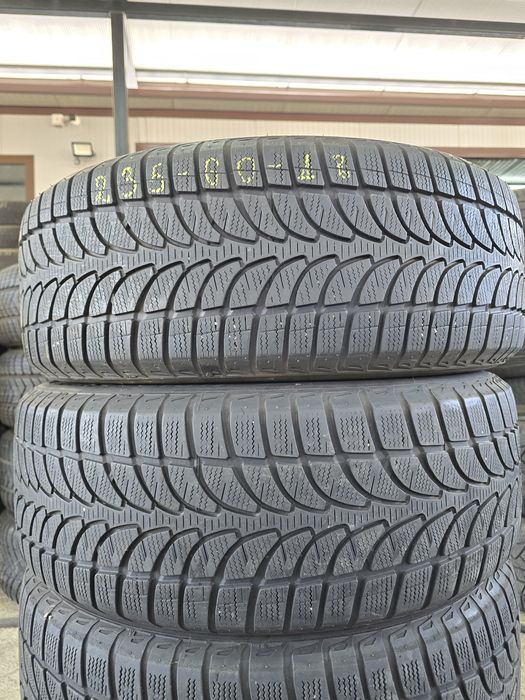 4 Броя 235/60/18 Bridgestone 2x5,8mm 2x5mm