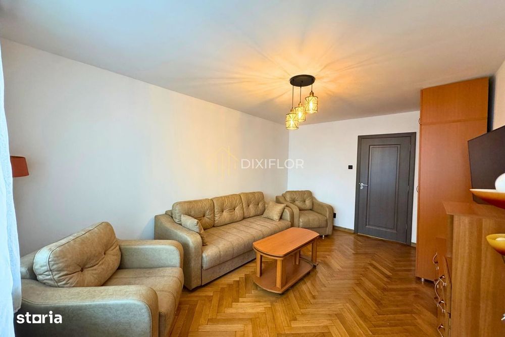 Apartament cu 2 camere complet renovat în centrul orașului — fotografia 2