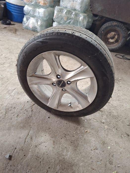 Продам резину 185/60/R15