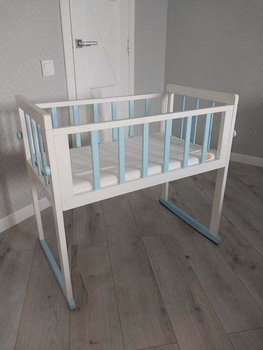 Деревянная колыбелька