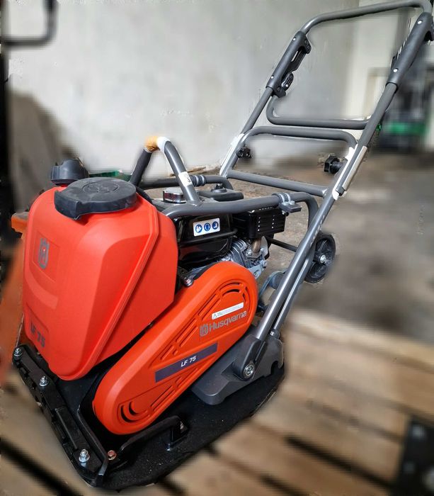 Mai compactor / broasca 2.7kw , 70kg : 150 ron/zi