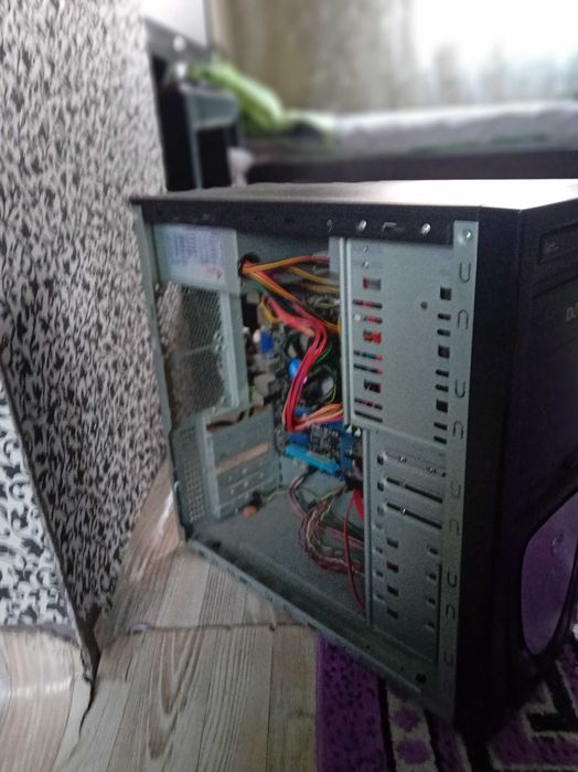 Гейминг компютер DELUX