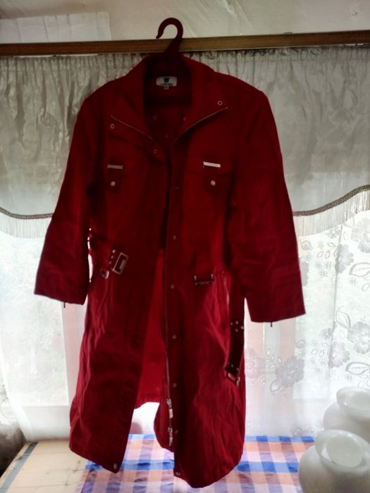 Продам женский плащь