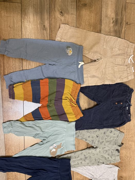 Lot haine baiat marimea 92 - body-uri si pantaloni