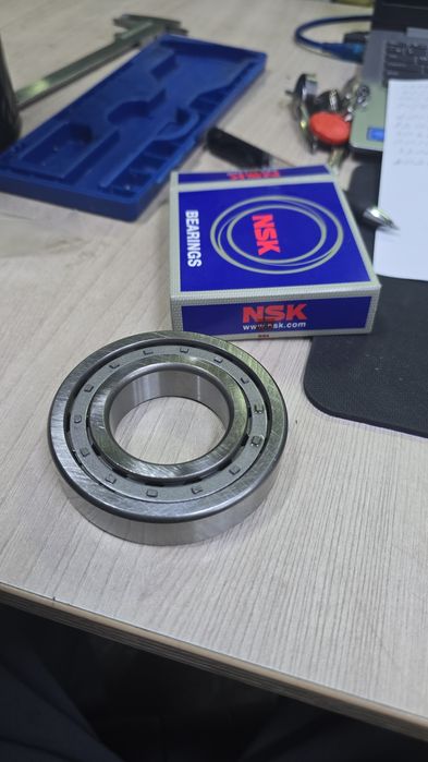 Подшипники и сальники