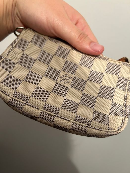 geanta Louis Vuitton