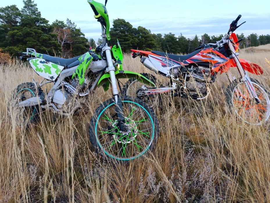 Продам 2 мота эндуро