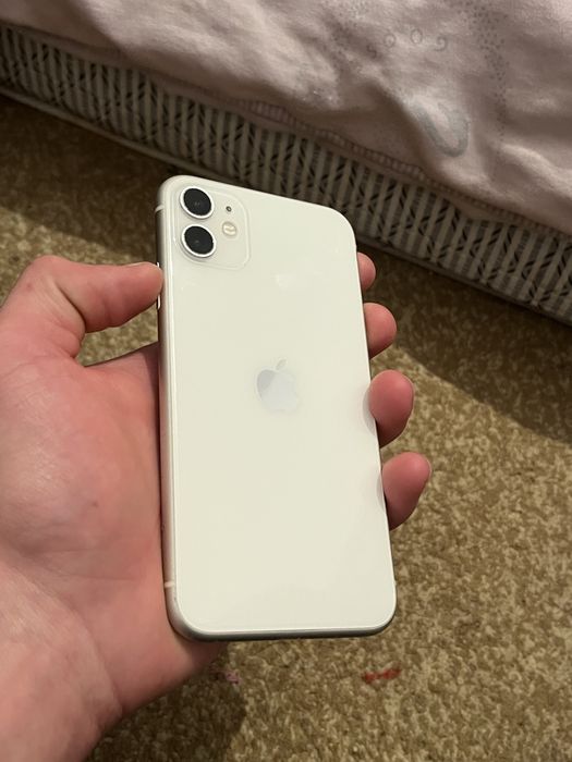 Iphone 11 в белом цвете