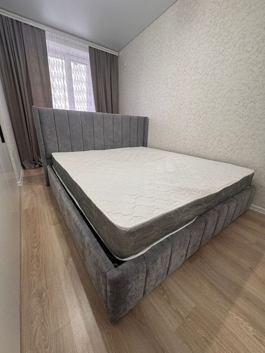 Продам кровать новая