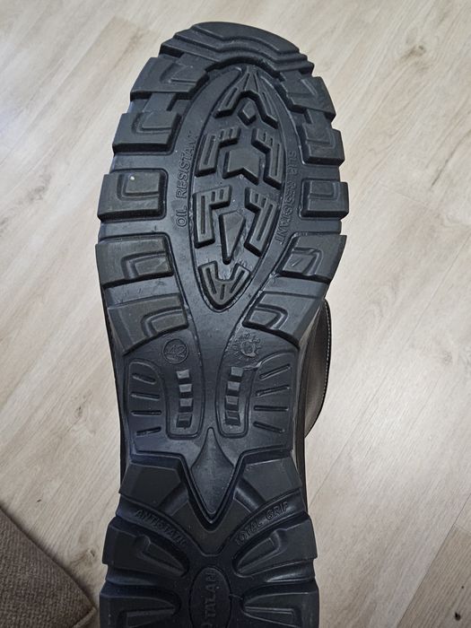 Сапоги новые рабочие