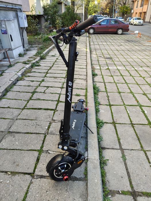 Mukuta 10 Dual – отлична електрическа тротинетка + много аксесоари