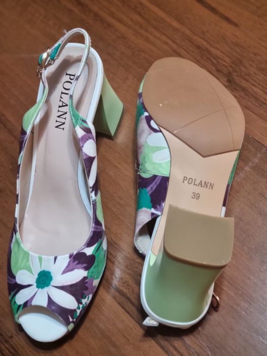 Продам босоножки чудные