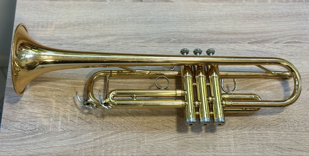 Vand Trompeta Yamaha YTR 4335 G