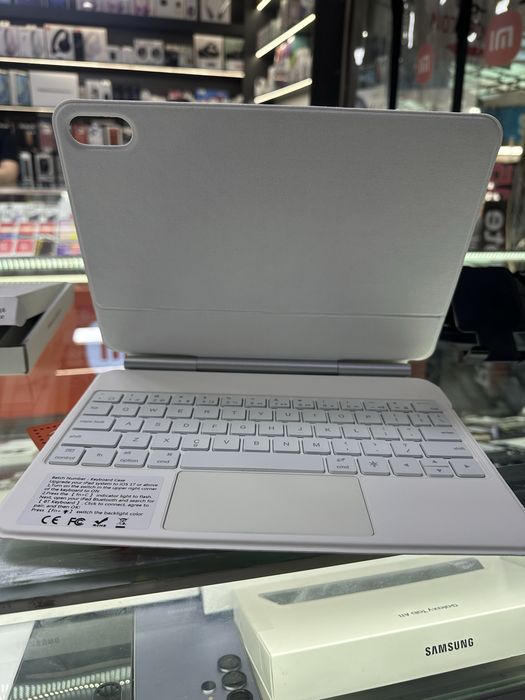 Apple Ipad 11 A16 keyboard pink Чехол клавиатура