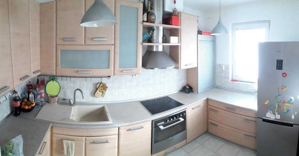 Дава се под наем Двустаен апартамент в Бургас, Възраждане - 59 кв.м за 204 € - Снимка #1